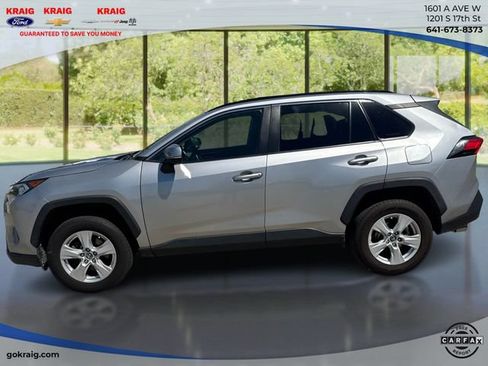 Used 2019 Toyota RAV4 XLE FWD image 8