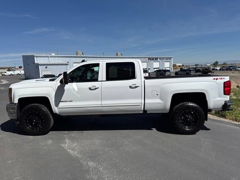 Used 2018 Chevrolet Silverado 2500 LT w/ LT Fleet Convenience Package AWD/4WD image 6
