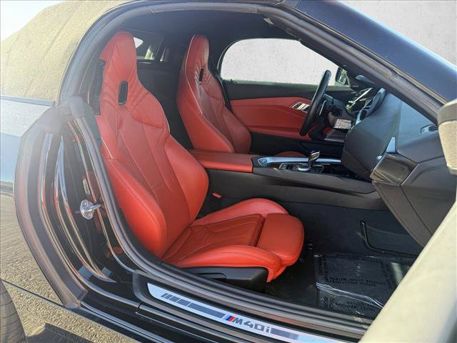 Used 2020 BMW Z4 M40i w/ Executive Package RWD image 13