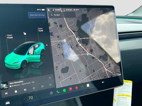 Used 2025 Tesla Model 3 Long Range RWD image 12
