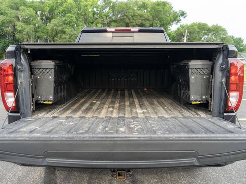 Used 2023 GMC Sierra 1500 Elevation w/ Preferred Package AWD/4WD image 9