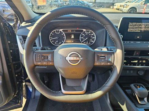 New 2026 Nissan Rogue SV image 10