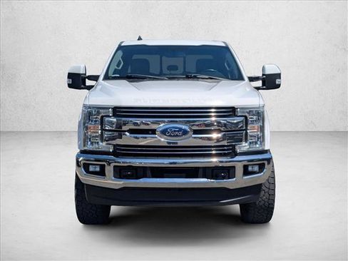 Used 2019 Ford F250 Lariat w/ Lariat Value Package AWD/4WD image 2