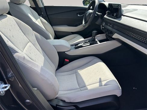 New 2025 Honda Accord SE image 15