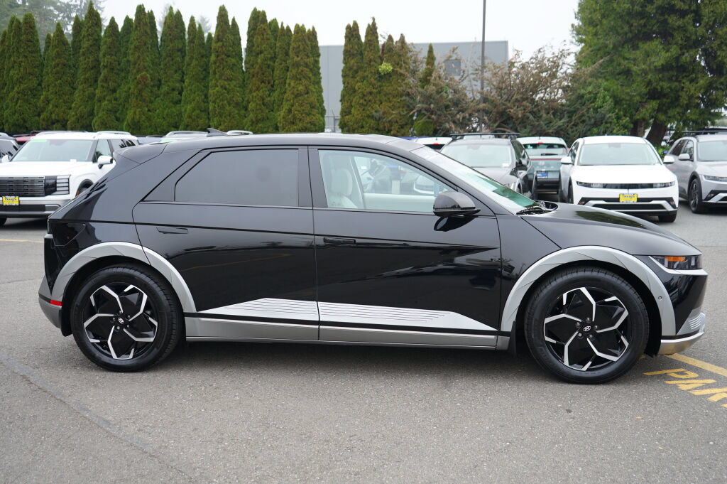 Certified 2024 Hyundai Ioniq 5 Limited RWD image 4