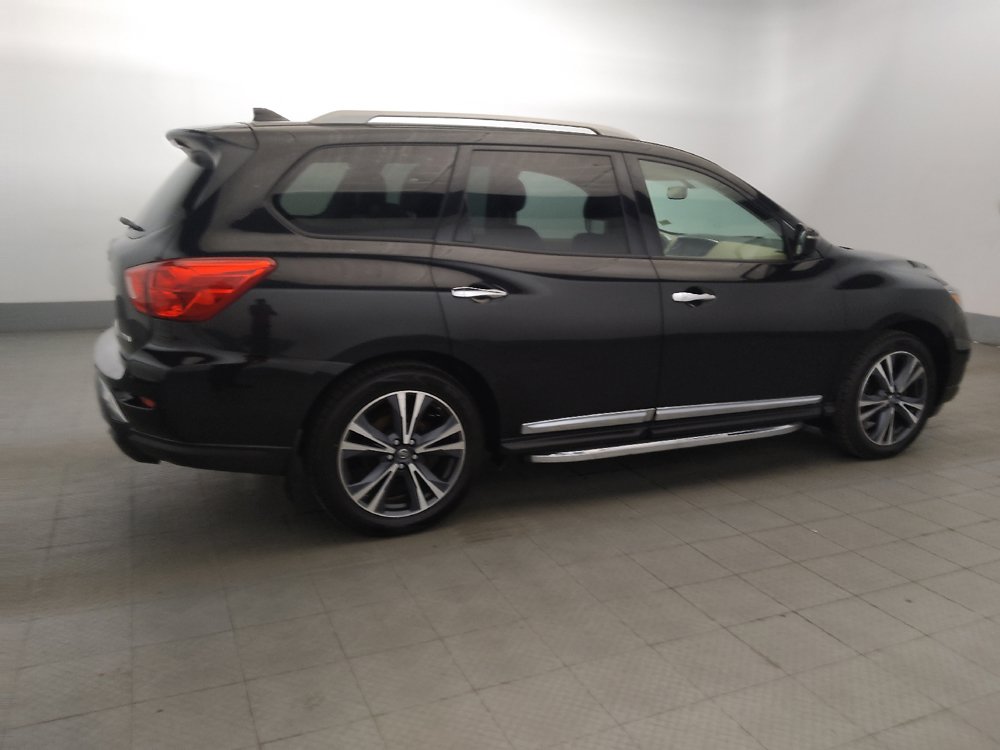 Used 2019 Nissan Pathfinder Platinum FWD image 10