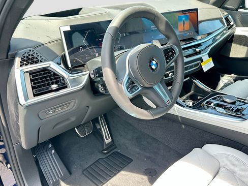 New 2026 BMW X5 sDrive40i w/ M Sport Package RWD image 7