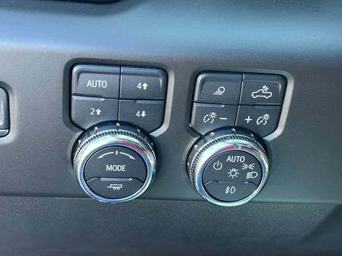 Used 2025 GMC Sierra 1500 AT4 w/ AT4 Premium Package image 20