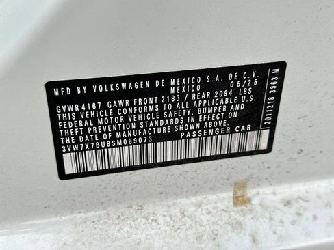 New 2025 Volkswagen Jetta SE image 19