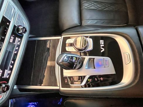 Used 2018 BMW M760i xDrive w/ Luxury Rear Seating Package AWD/4WD image 47