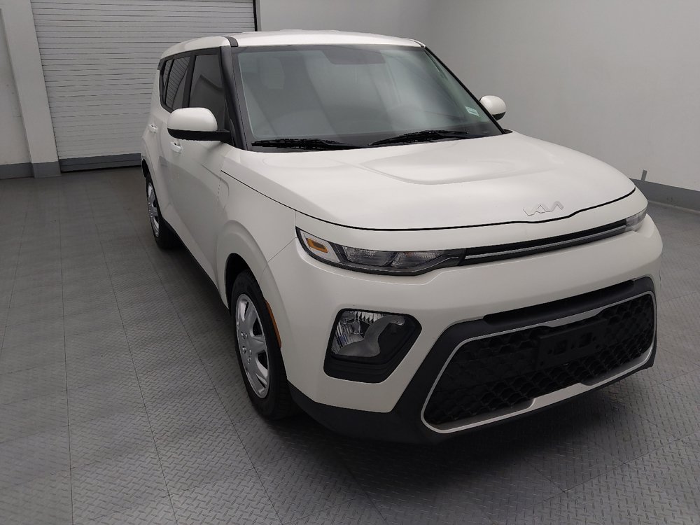 Used 2022 Kia Soul LX FWD image 14