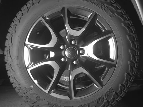 Used 2025 Jeep Compass Trailhawk AWD/4WD image 15