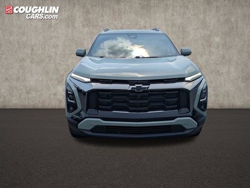 Used 2025 Chevrolet Equinox ACTIV w/ Safety and Technology Package AWD/4WD image 19