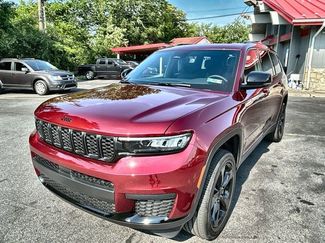 Used 2024 Jeep Grand Cherokee L Laredo video 3