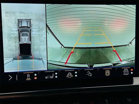 New 2026 GMC Sierra 1500 Elevation image 14