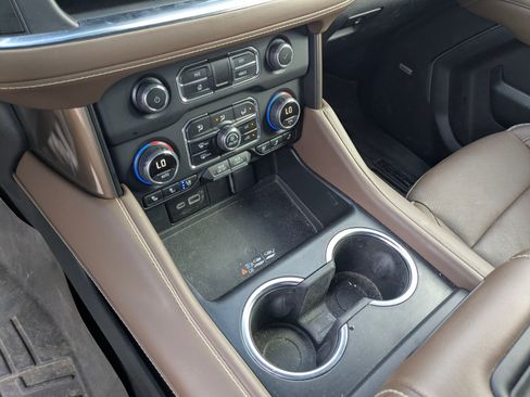 Used 2024 Chevrolet Suburban High Country w/ Max Trailering Package AWD/4WD image 11