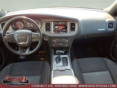 Used 2023 Dodge Charger SXT RWD image 13