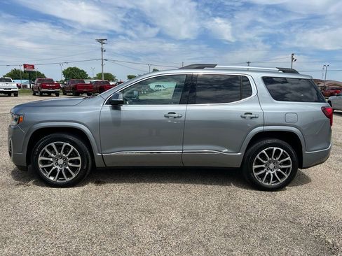 Used 2023 GMC Acadia Denali w/ Denali Ultimate Package AWD/4WD image 2