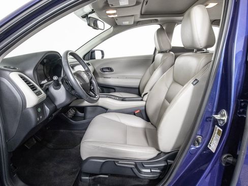 Used 2017 Honda HR-V EX-L image 7