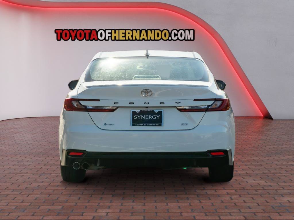 Used 2025 Toyota Camry SE FWD image 7