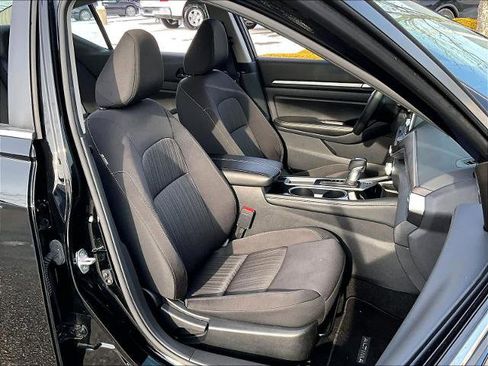 Certified 2023 Nissan Altima 2.5 SV image 11