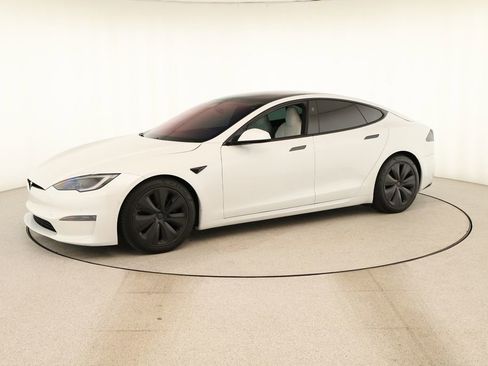Used 2022 Tesla Model S AWD/4WD image 13