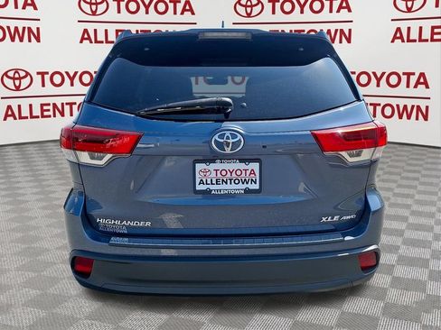 Used 2019 Toyota Highlander XLE w/ Protection Package #3 AWD/4WD image 5
