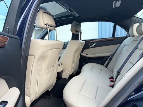 Used 2012 Mercedes-Benz E 350 4MATIC Sedan image 17
