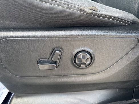 Used 2019 RAM 1500 Big Horn image 17