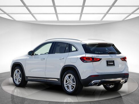 Certified 2022 Mercedes-Benz GLA 250 image 2
