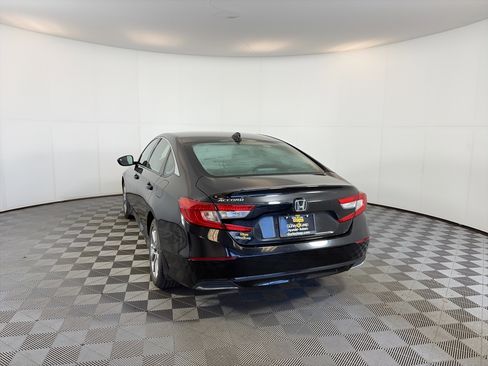 Used 2018 Honda Accord LX image 8