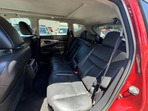 Used 2015 Nissan Murano Platinum w/ Platinum Technology Package AWD/4WD image 16