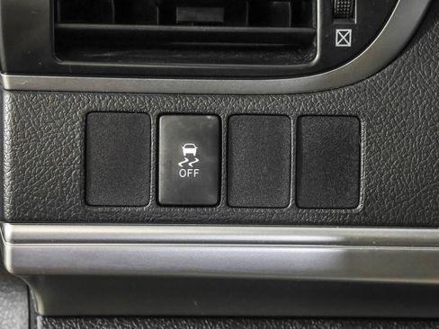 Used 2014 Toyota Camry SE FWD image 22
