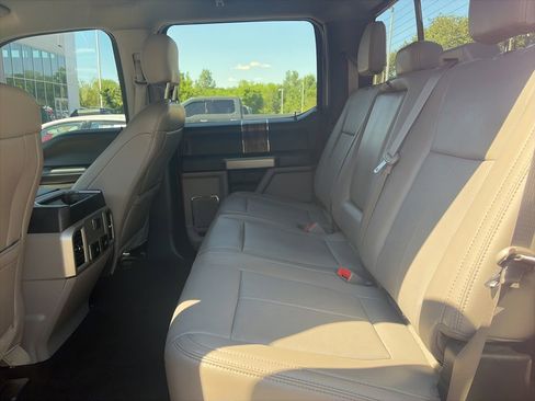 Used 2019 Ford F150 Lariat AWD/4WD image 25