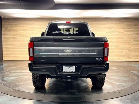 Used 2020 Ford F350 Platinum w/ FX4 Off-Road Package image 25