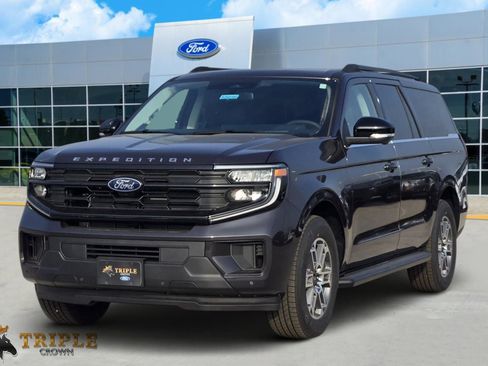 New 2026 Ford Expedition Max Active RWD image 2
