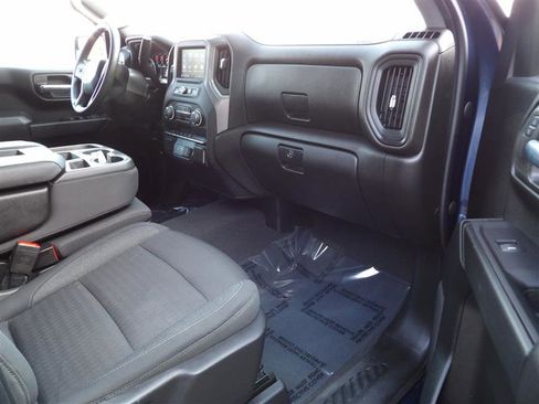 Used 2022 Chevrolet Silverado 1500 Custom image 11