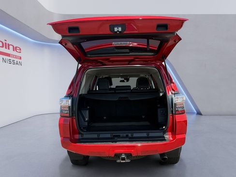 Used 2023 Toyota 4Runner SR5 Premium w/ Moonroof Package AWD/4WD image 19