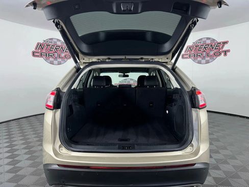 Used 2018 Ford Edge Titanium w/ Technology Package image 26