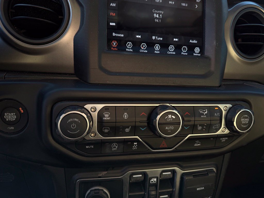 Used 2021 Jeep Wrangler Unlimited Sport AWD/4WD image 16