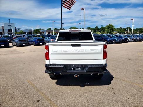 Used 2020 Chevrolet Silverado 1500 LT Trail Boss image 6