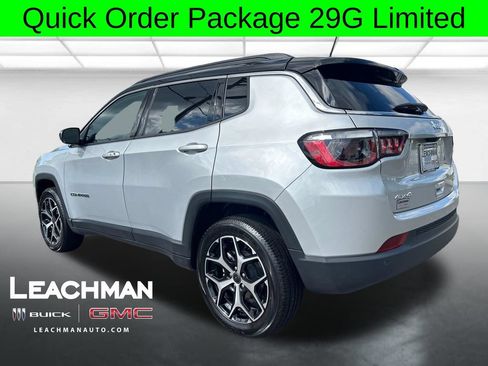 Used 2026 Jeep Compass Limited AWD/4WD image 6