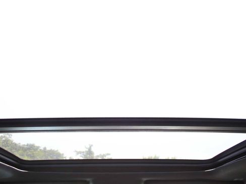 Used 2020 RAM 1500 Limited AWD/4WD image 32