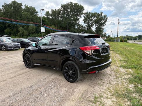 Used 2021 Honda HR-V Sport image 12