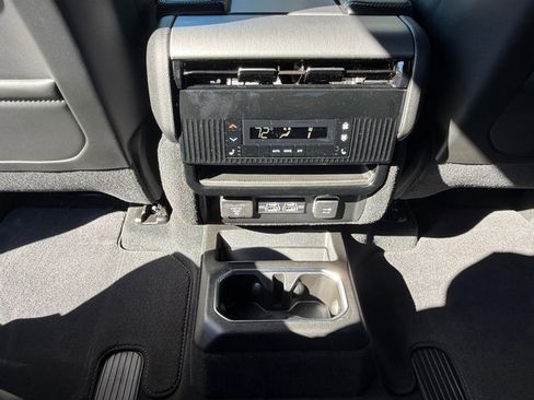 New 2026 Jeep Grand Wagoneer L Limited image 21