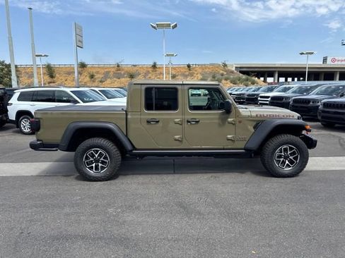 New 2026 Jeep Gladiator Rubicon w/ Safety Group AWD/4WD image 7