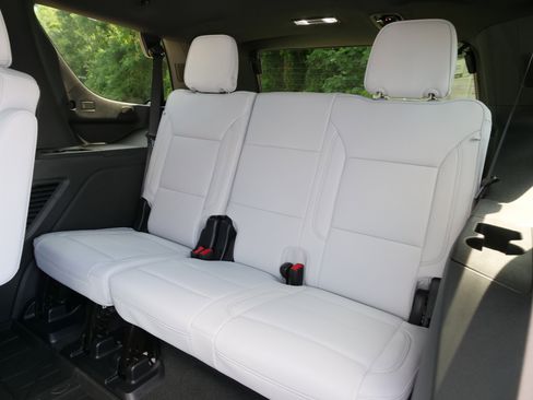 New 2025 Chevrolet Tahoe Premier image 13