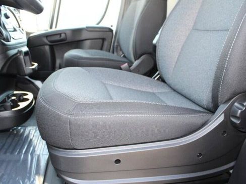 New 2025 RAM ProMaster 2500 w/ Convenience Group FWD image 39
