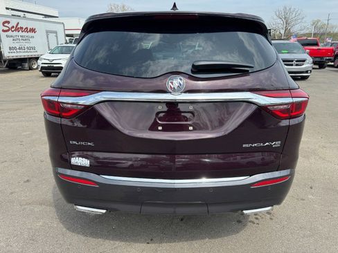 Used 2018 Buick Enclave Essence w/ Trailering Package AWD/4WD image 4