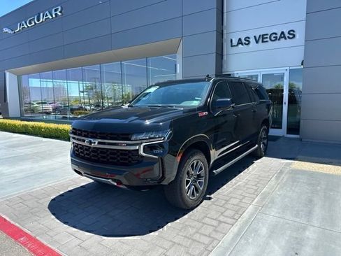 Used 2021 Chevrolet Suburban Z71 w/ Luxury Package AWD/4WD image 1